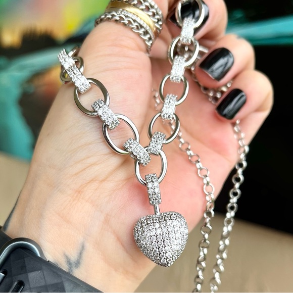 Platinum plated Clear cubic zirconia rhinestone cz heart silver valentine choker - Picture 6 of 11